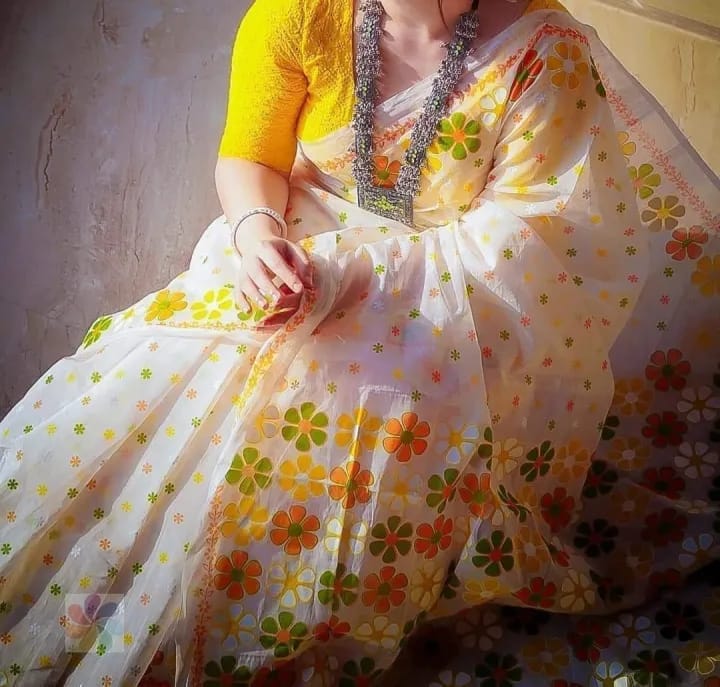 Boishakhi Special Screen Printed Premium Half Cotton Saree with Blouse Piece - White & Yellow