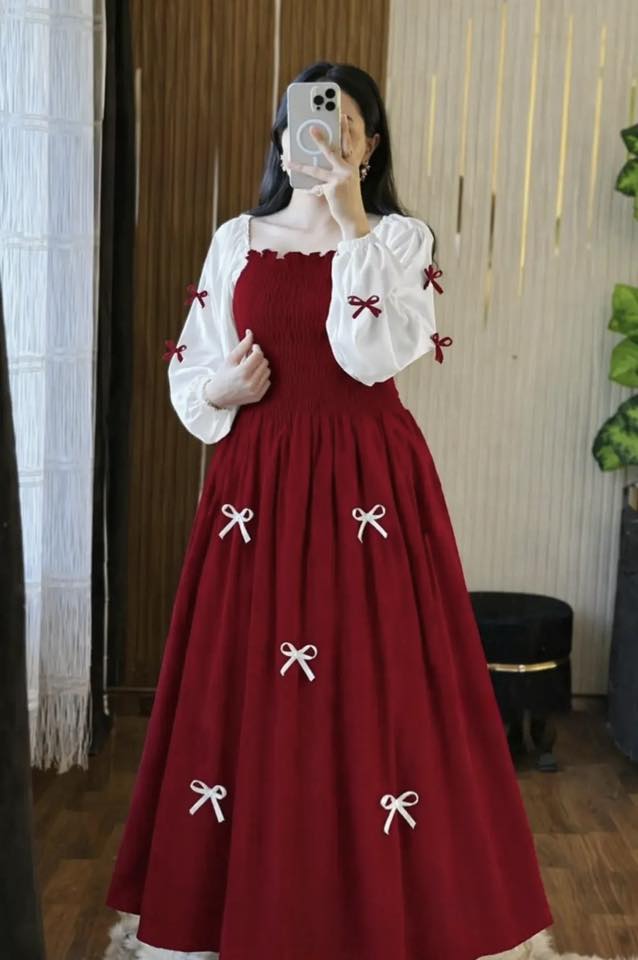 Viral Pookie Georgette Long Gown for Women - Maroon